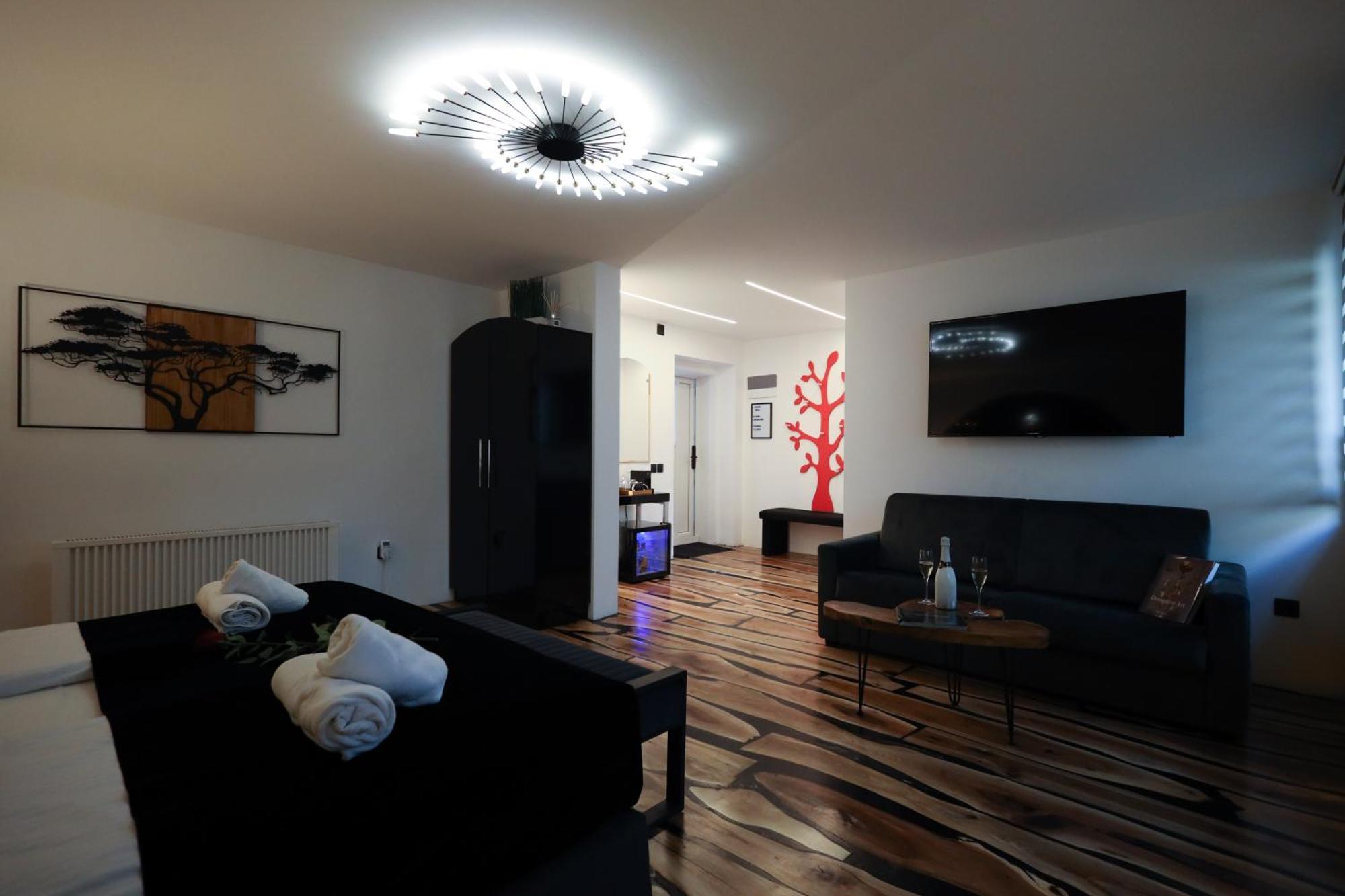 Demiani House Apartment Sibiu Bagian luar foto