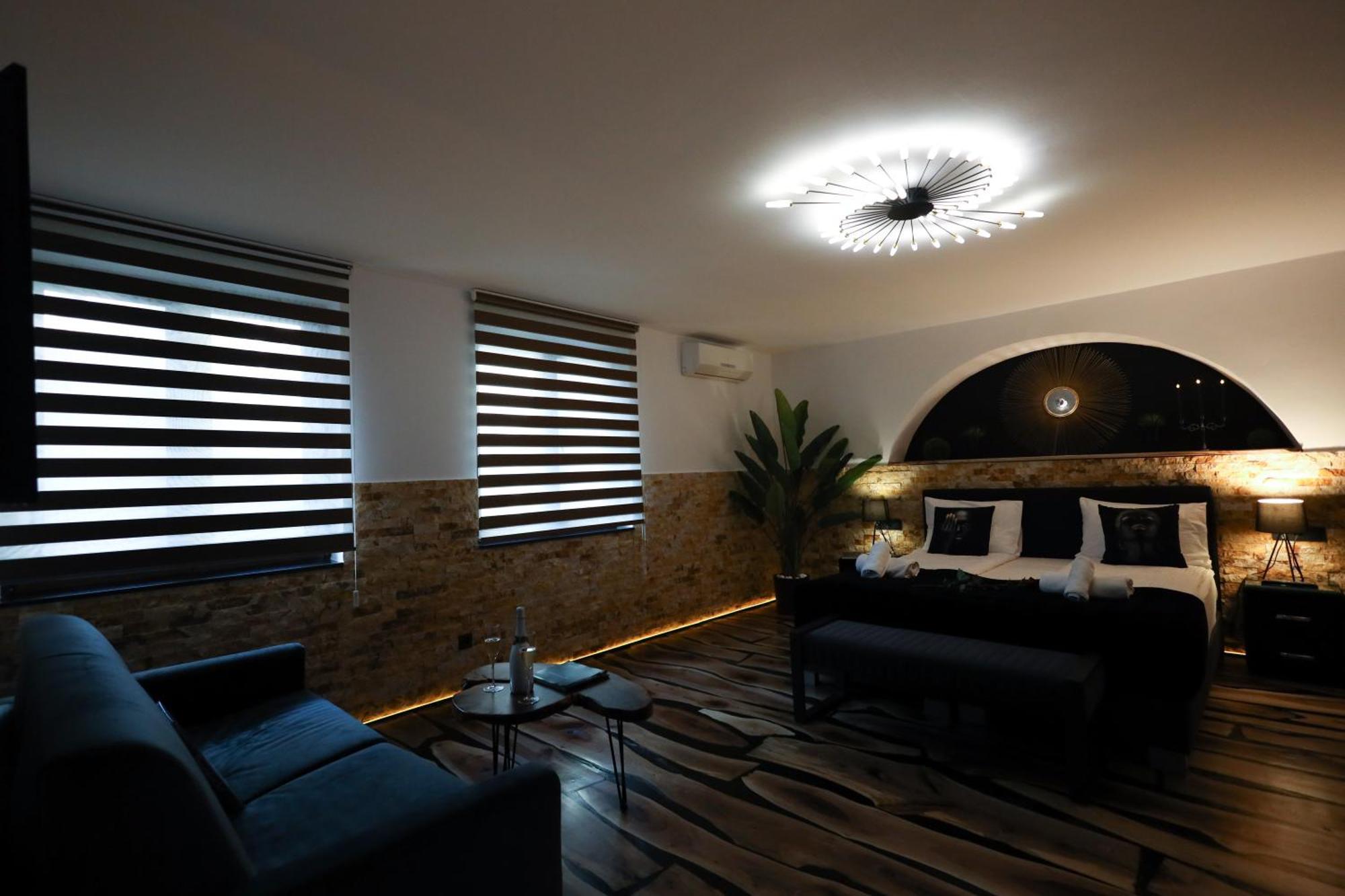 Demiani House Apartment Sibiu Bagian luar foto